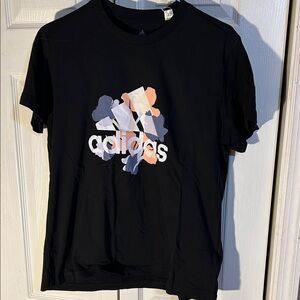 Women adidas tee NWT